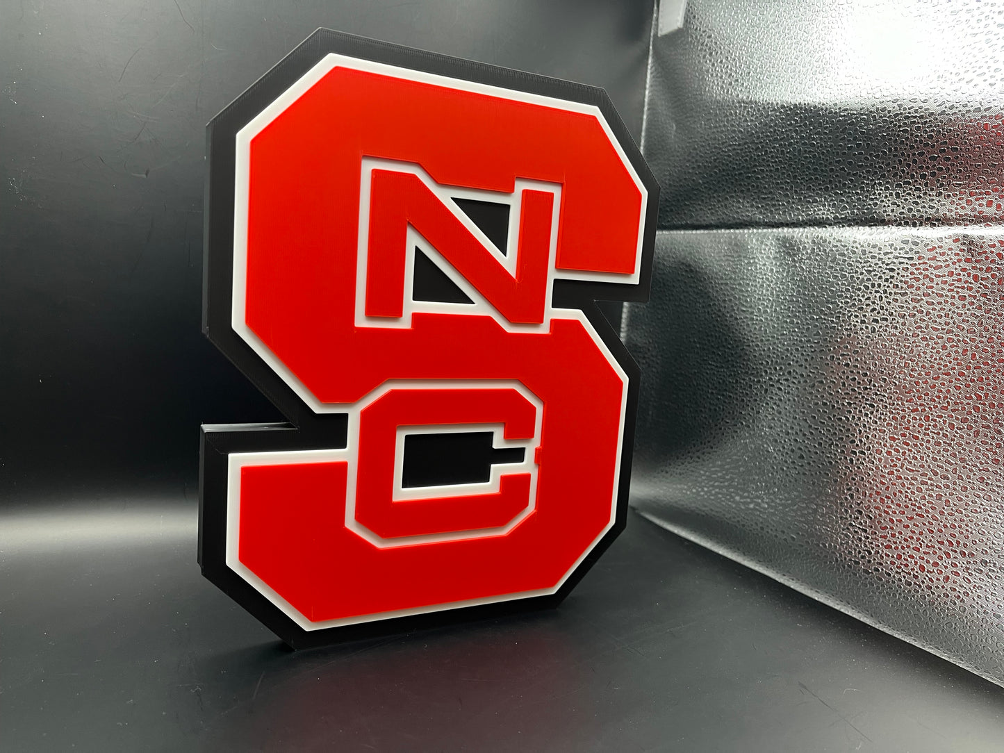North Carolina State Wolfpack Logo Sign Display | 3D Wall Desk Shelf Art - UNRIVAL3D