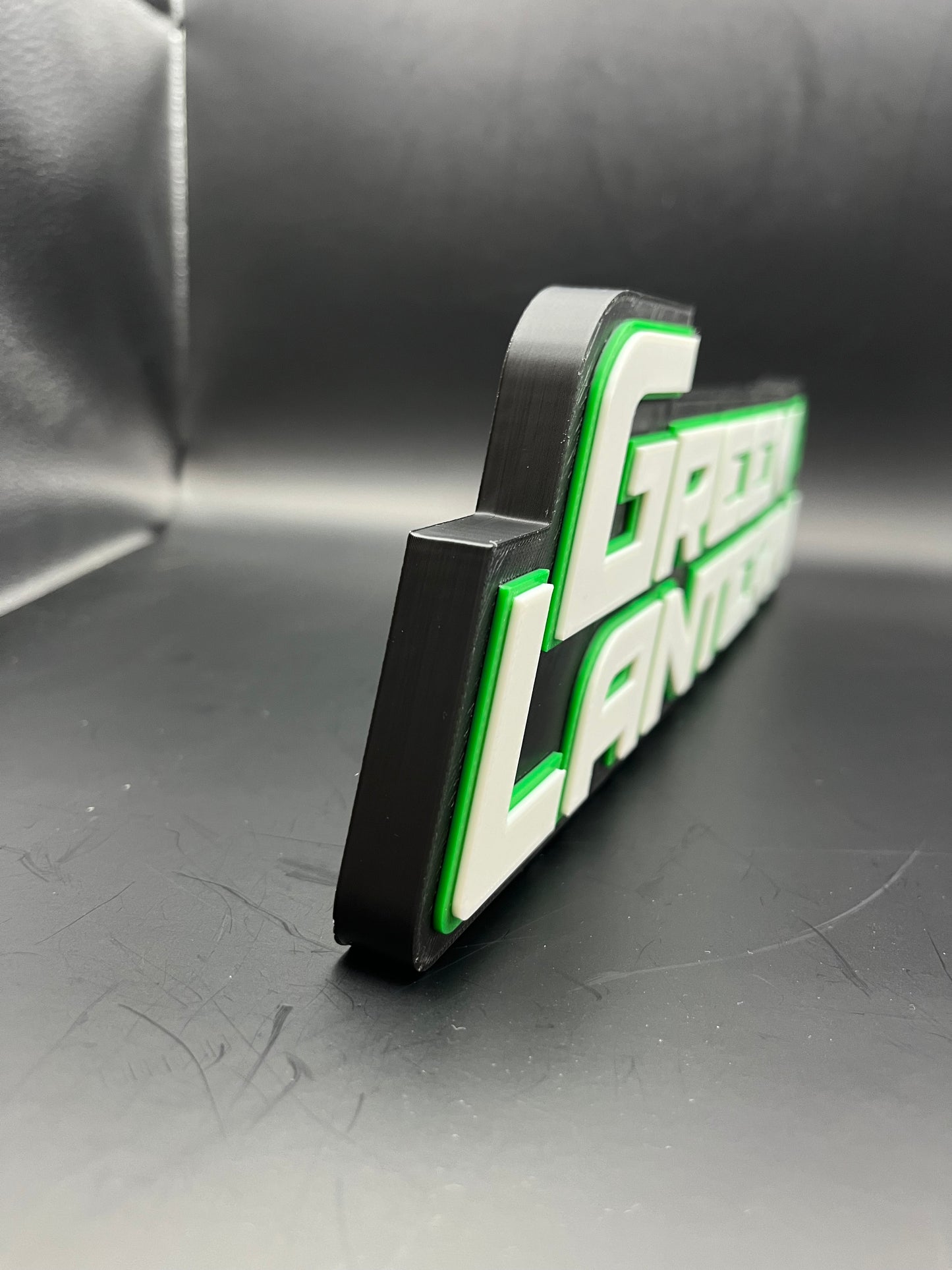 Green Lantern Logo Sign Display | 3D Wall Desk Shelf Art - UNRIVAL3D