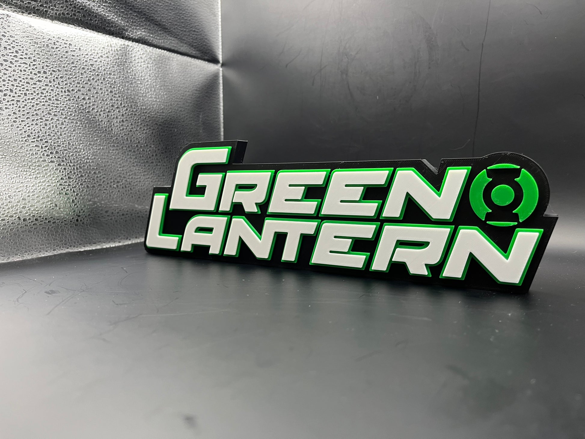 Green Lantern Logo Sign Display | 3D Wall Desk Shelf Art - UNRIVAL3D